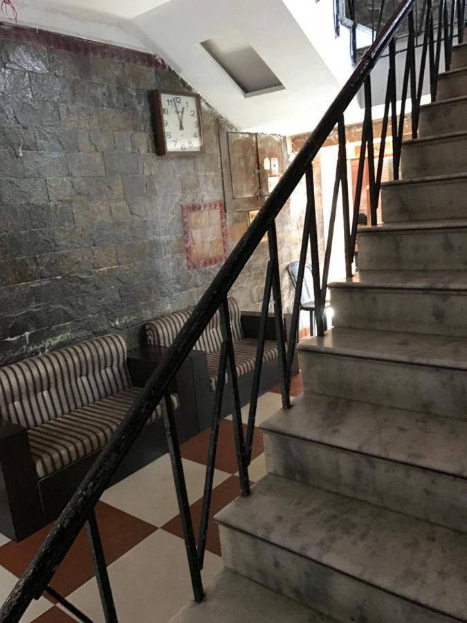 Hotel Natraj Bulandshahr Екстер'єр фото