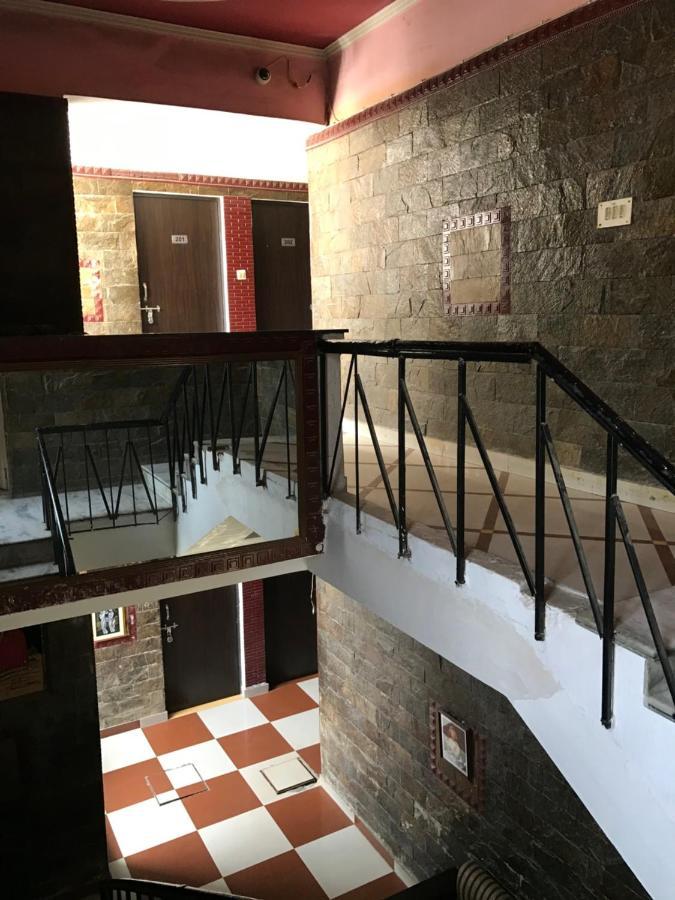 Hotel Natraj Bulandshahr Екстер'єр фото